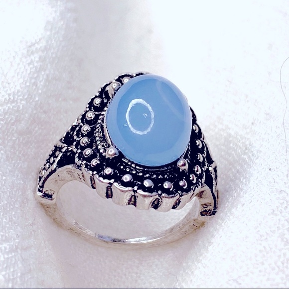 ❤️Seller’s Pick❤️ Baby Blue Moonstone Boho Ring - Picture 6 of 9